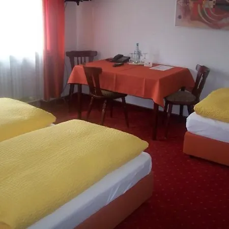 Otel Am Ufer 2*
